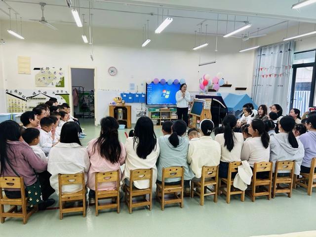 肥幼教集团滨水花都幼儿园开展母亲节主题活动pg电子娱乐平台感恩母爱 暖心献礼——合(图4)