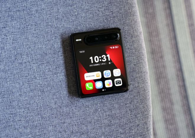 确认：麒麟9030+宽屏折叠屏亮点抢先看